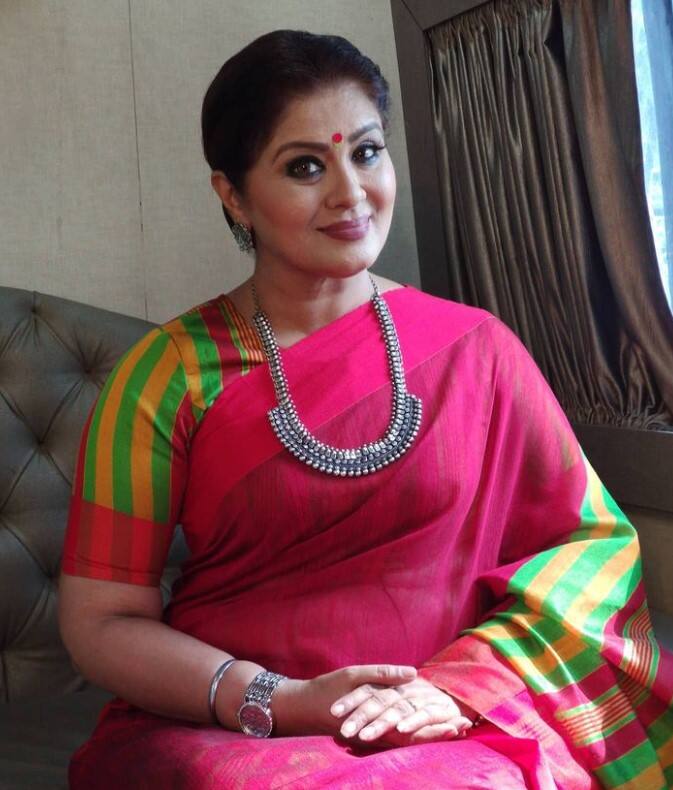 आज सुधा और रवि की शादी को 29 साल हो चुके हैं लेकिन इनके आंगन बच्चे की किलकारी से सूना है. इस कपल ने कभी बच्चे की कमी को पूरा करने के लिए किसी को गोद लेने का भी फैसला नहीं किया.