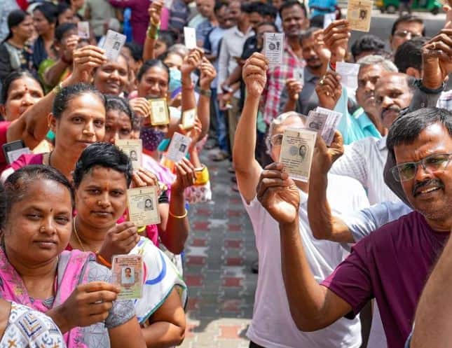 Karnataka Election 2023 : karnataka polling Vote percentage Security bjp -Congress -JDS Reactions Karnataka Election Voting : ਕਰਨਾਟਕ ਵਿੱਚ ਆਖਰੀ ਪੜਾਅ ਵਿੱਚ ਵੋਟਿੰਗ ਪ੍ਰਕਿਰਿਆ, ਕੁੱਝ ਦੇਰ 'ਚ ਆਉਣਗੇ ਐਗਜ਼ਿਟ ਪੋਲ ਦੇ ਨਤੀਜੇ