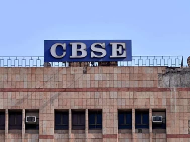 CBSE released list of fake social media accounts, advised to be careful CBSEએ નકલી સોશિયલ મીડિયા એકાઉન્ટની યાદી જાહેર કરી, સાવચેત રહેવાની સલાહ આપી