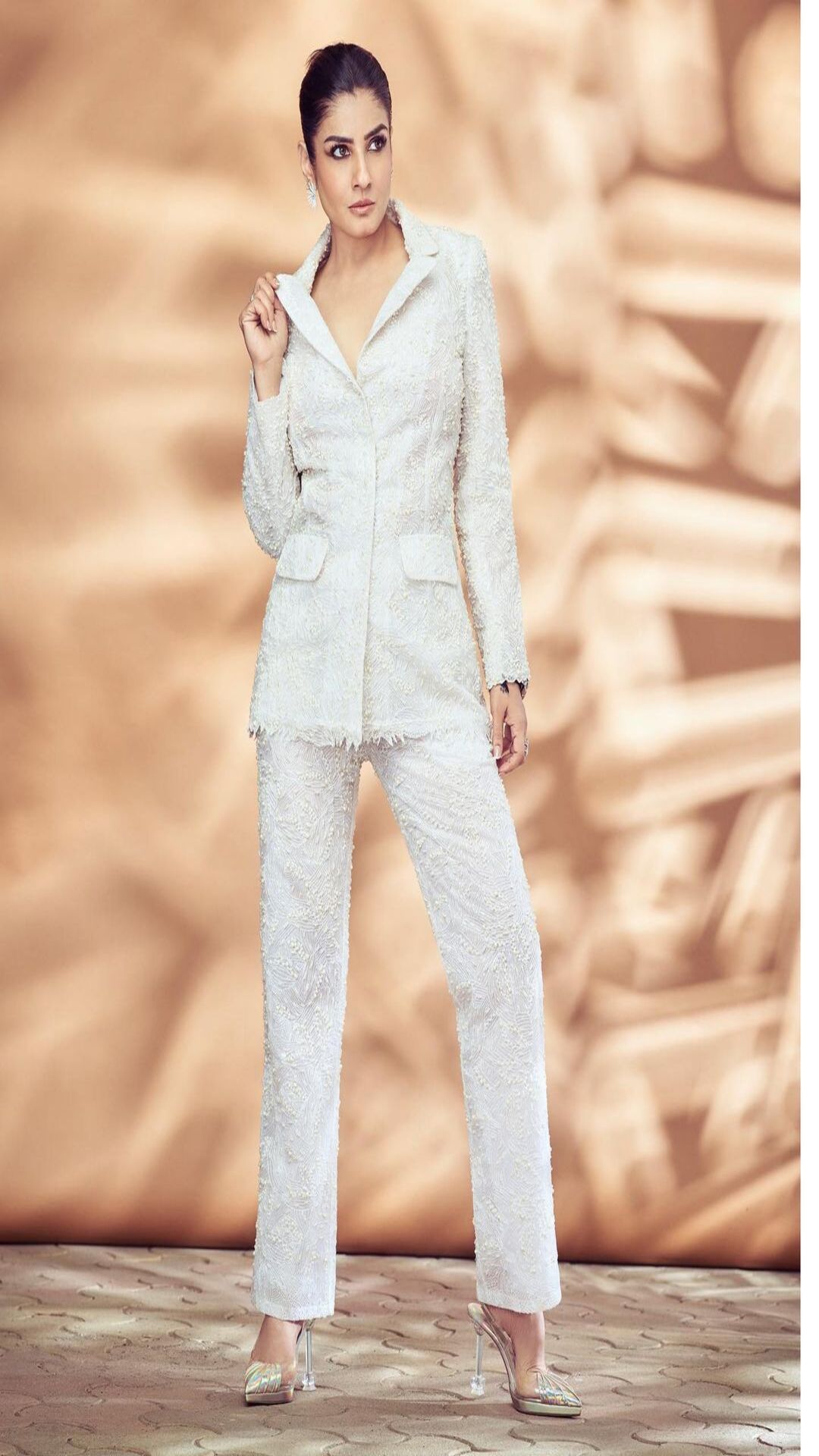 Elegant on sale white pantsuit