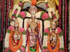 తిరుమల పుణ్యక్షేత్రంలో తగ్గిన భక్తుల రద్దీ, నిన్న హుండీ ఆదాయం ఎంతంటే?