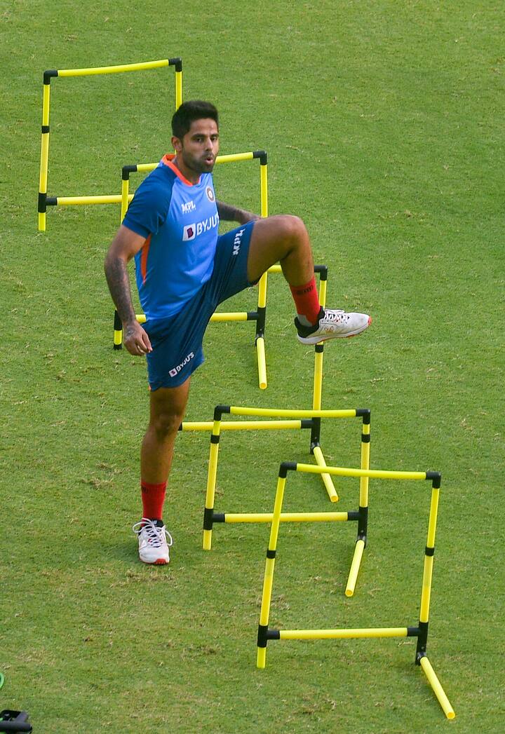 நடுத்தர குடும்பத்தில் பிறந்த சூர்யகுமார் யாதவ், 12 வயதில் தனது திறமையை வளர்த்துக்கொண்டார்.