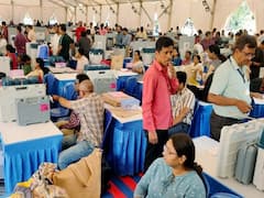 கர்நாடக தேர்தல்...விறுவிறுப்பாக நடைபெற்று முடிந்த வாக்குப்பதிவு: ஏமாற்றம் அளித்த பெங்களூர்வாசிகள்..!
