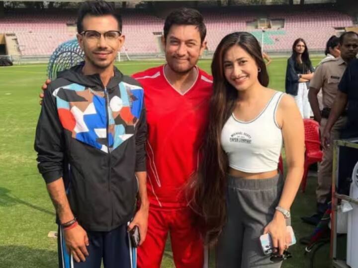 Dhanashree Verma Shares Pic With Yuzvendra Chahal And Aamir Khan RR vs KKR IPL 2023 Latest News IPL 2023: धनश्री वर्मा ने युजवेन्द्र चहल और आमिर खान के साथ शेयर किया फोटो, सोशल मीडिया पर हुआ वायरल