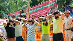 'Black Day': Wrestlers Protest With Black Bands Against WFI Chief. SEE PICS