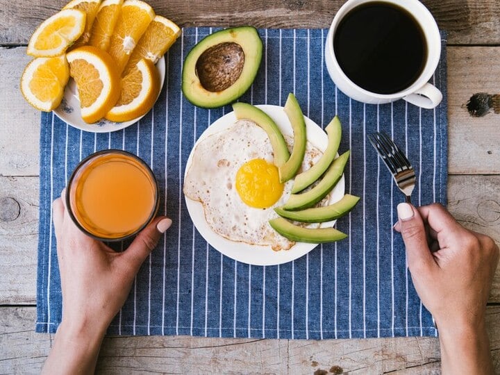 eat these five foods to reduce weight easily इन 5 फूड्स को नाश्ते में खाने से देखते ही देखते पिघल जाएगी चर्बी...स्लिम और फिट नजर आएंगे आप