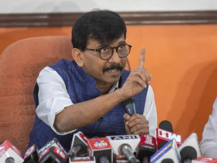 Maharashtra Political Crisis Sanjay Raut accuses Rahul Narwekar regarding Supreme Court decision Maharashtra: 'ये लोग सुप्रीम कोर्ट के फैसले को...', विधानसभा अध्यक्ष के बयान पर संजय राउत ने उठाए सवाल