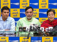 'LG साहब के पास केवल कागज देखने का अधिकार', AAP बोली- 'अब निर्णय लेने का अधिकार...'