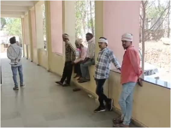 Udaipur: बिना बताए 7 दिन घर से गायब रहा बेटा, लौटने पर पिता ने पूछी वजह तो पीट-पीटकर मार डाला Udaipur: बिना बताए 7 दिन घर से गायब रहा बेटा, लौटने पर पिता ने पूछी वजह तो पीट-पीटकर मार डाला