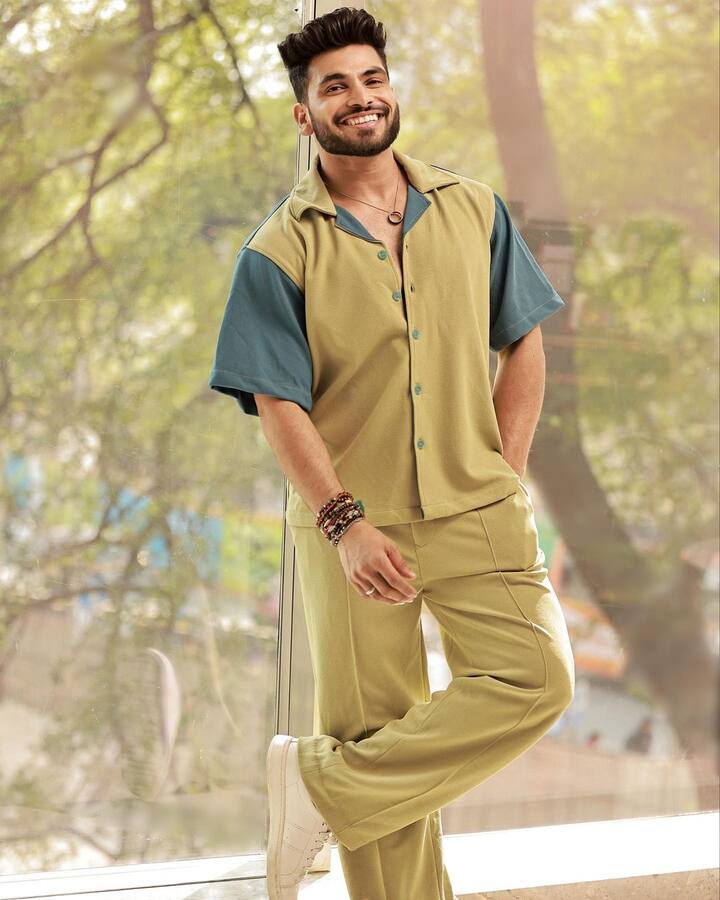 हाल ही में शिव ठाकरे ने IndiaToday.in को दिए इंटरव्यू में ‘खतरों के खिलाड़ी 13’ के साथ-साथ अपनी पर्सनल लाइफ की भी कई बाते शेयर की हैं. शो के बारे में बात करते हुए शिव ने बताया कि, 'एक और दरवाजा खुल गया है जो मैं चाहता था उसी का..