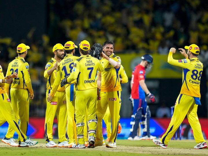 IPL 2023 Playoffs: 55 मैच के बाद भी धुंधली है प्लेऑफ की राह, जानें प्वाइंट्स टेबल में सभी टीमों का हाल IPL 2023 Points Table Playoff scenario After CSK vs DC Match IPL 2023 Playoffs: 55 मैच के बाद भी धुंधली है प्लेऑफ की राह, जानें प्वाइंट्स टेबल में सभी टीमों का हाल