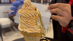 Gold Plated Ice cream: ભીષણ ગરમીમાં 24 કેરેટ ગોલ્ડ પ્લેટેડ આઈસ્ક્રીમની મોજ માણી રહ્યા છે સુરતીઓ, જુઓ તસવીરો