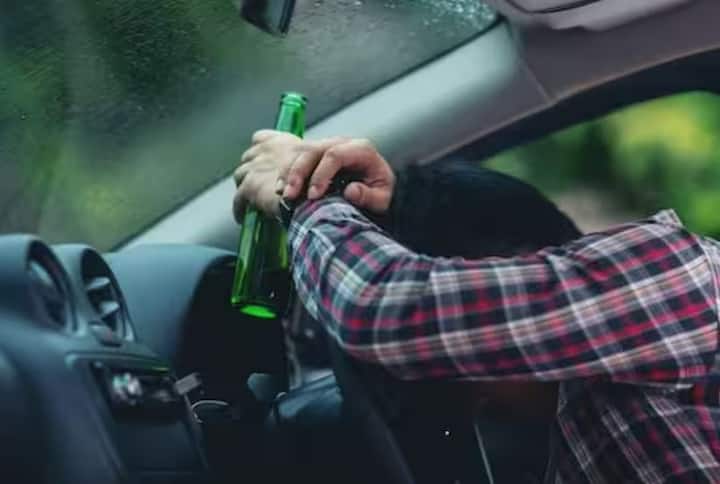 અગાઉ ડ્રિંક એન્ડ ડ્રાઈવ પર ચલણની રકમ 2,000 રૂપિયા હતી, જે હવે વધારીને 10,000 રૂપિયા કરવામાં આવી છે. જેથી લોકો આવી ભૂલ કરવાથી બચે. આ નિયમ સમગ્ર દેશમાં લાગુ છે.