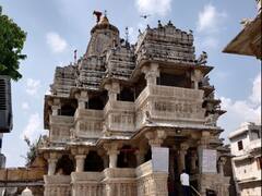 उदयपुर के विश्व प्रसिद्ध विष्णु मंदिर की हालत जर्जर, मंदिर के पंडितों ने देवस्थान विभाग के खिलाफ किया विरोध