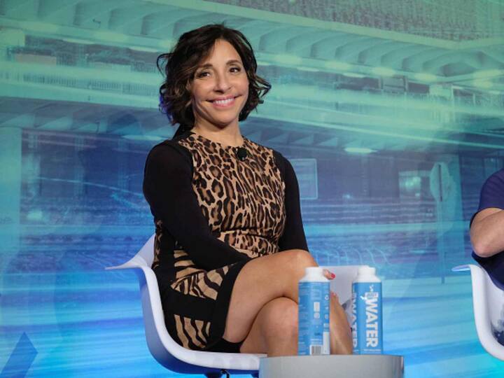 Yaccarino obtained her education at Penn State University, majoring in liberal arts and telecommunications. Later on, she spent 19 years at Turner Entertainment, where she was instrumental in modernising the network's advertising sales operations to align with the digital landscape. (Image Source: Getty)