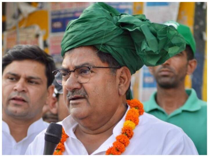 Abhay Chautala's big statement about Brij Bhushan Singh, said- 'If he is not arrested soon then delhi may face chakka jam again' Wrestlers Protest: बृजभूषण सिंह को लेकर अभय चौटाला का बड़ा बयान, कहा- 'जल्द गिरफ्तार नहीं हुआ तो...'