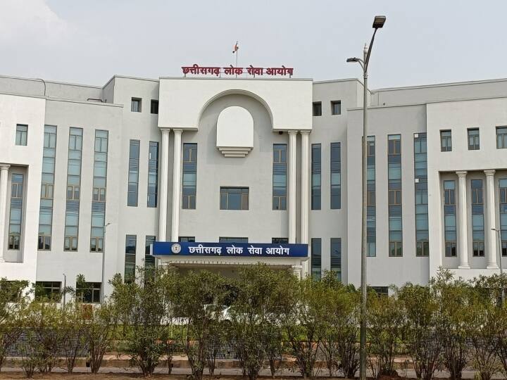 Chhattisharh PSC 2021 Result pragya nayak topped psc 2021 result see here toppers list of cg psc 2021 ann छत्तीसगढ़ में पीएससी 2021 का रिजल्ट जारी, रायपुर की प्रज्ञा नायक ने किया टॉप, यहां देखें टॉपर्स की लिस्ट