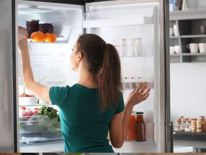 Why is the freezer always at the top of the fridge know the science behind this फ्रिज में फ्रीजर ज्यादातर ऊपर की ओर ही क्यों होता है? ऐसा करने के पीछे होता है ये लॉजिक