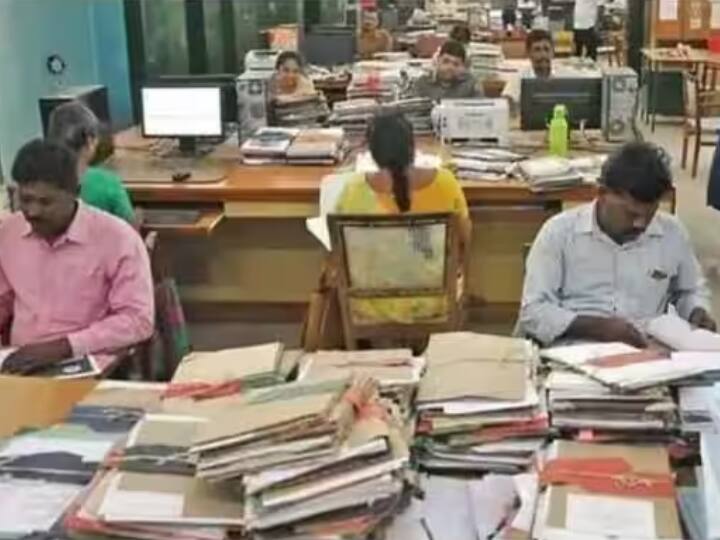 दो या तीन बच्चों वाले सरकारी कर्मचारियों का वेतन बढ़ाने जा रही है ये राज्य सरकार, क्या है वजह?