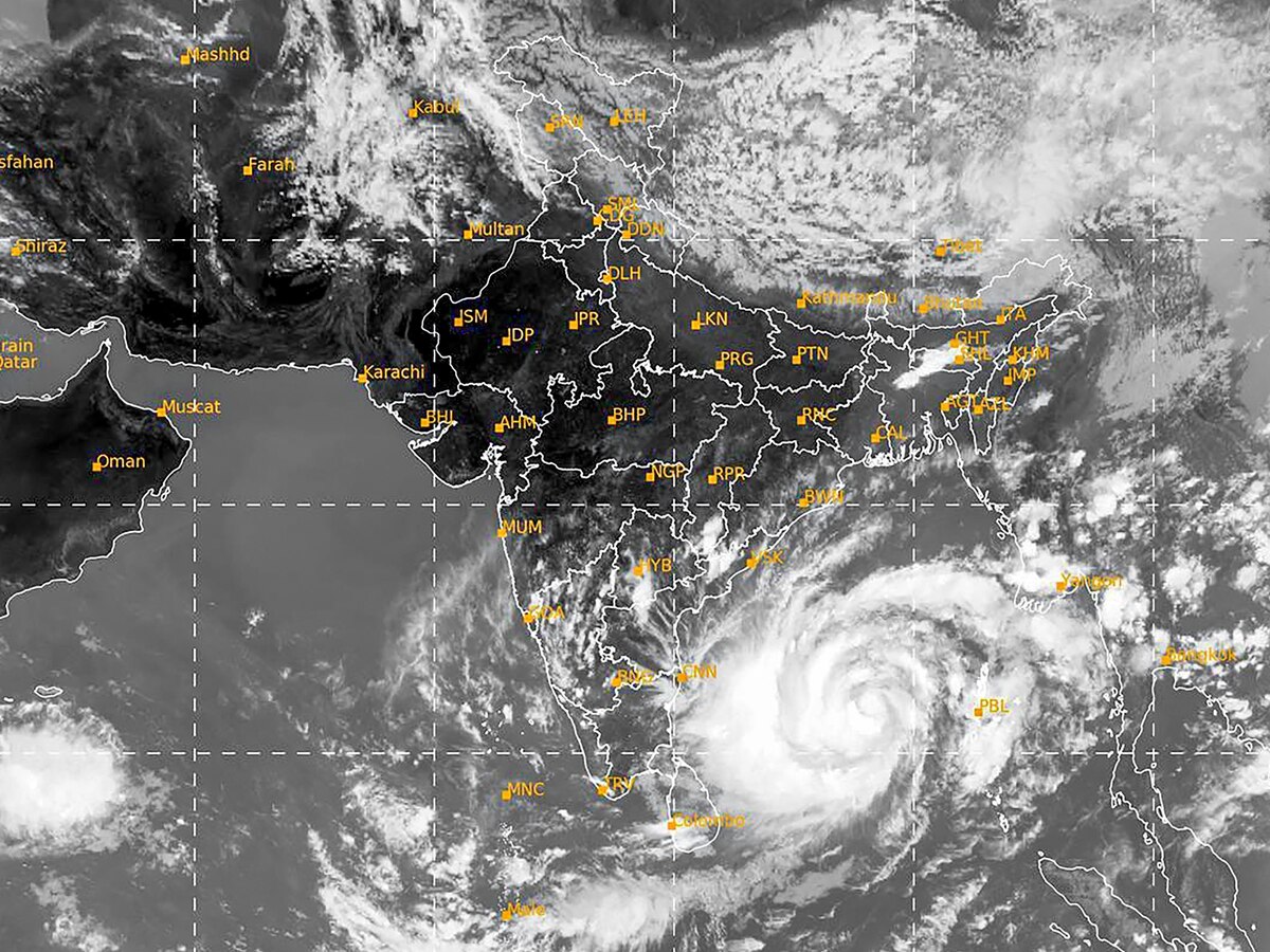 Cyclone Mocha Intensified Into Very Severe Cyclonic Storm, IMD Says. 8 ...