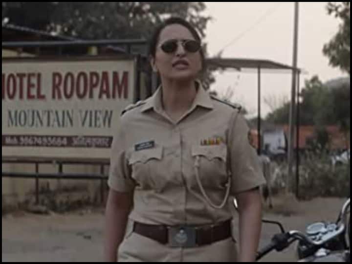 Priyanka Chopra to Hema Malini and Others Top Bollywood Actress Play The Police Officer Roll Before the Sonakshi Sinha in Dahaad See Full List प्रियंका चोपड़ा से लेकर हेमा मालिनी तक सोनाक्षी से पहले ये एक्ट्रेसेस कर चुकी हैं पुलिस ऑफिसर का रोल, देखें यहां