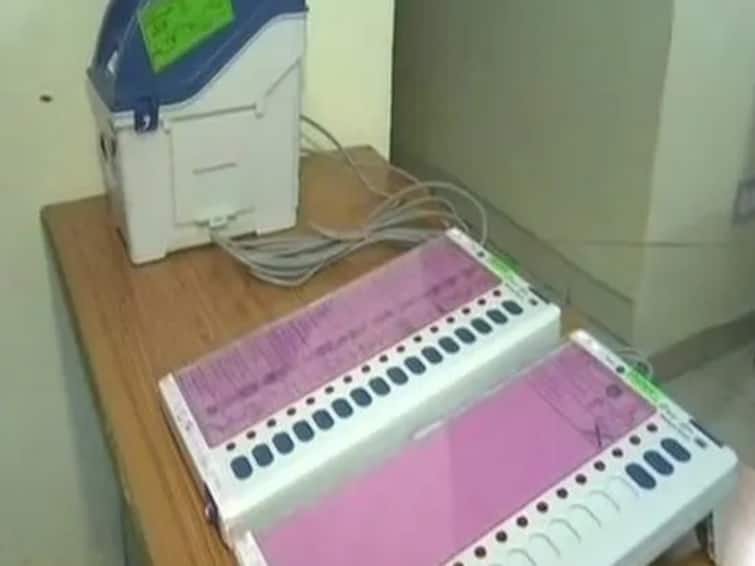 Were the voting machines used in Karnataka election used in South Africa? Election Commission explaination EVM Machine: கர்நாடக தேர்தல் வாக்கு இயந்திரங்கள் தென்னாப்பிரிக்காவில் பயன்படுத்தப்பட்டவையா? தேர்தல் ஆணையம் விளக்கம்..!
