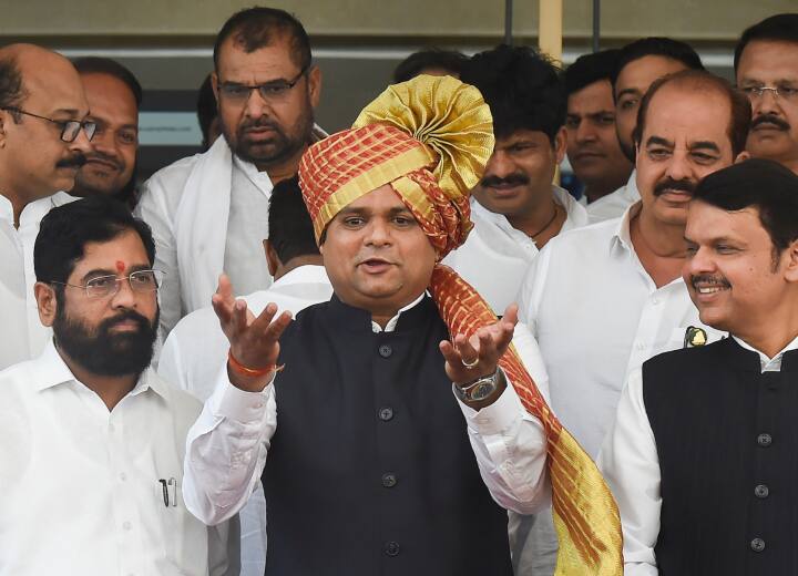 Maharashtra: महाराष्ट्र के स्पीकर राहुल नार्वेकर का बड़ा बयान- '16 विधायकों की अयोग्यता पर फैसला करते समय मैं...' Rahul Narvekar said will not bow down while taking decision on MLAs disqualification Maharashtra: महाराष्ट्र के स्पीकर राहुल नार्वेकर का बड़ा बयान- '16 विधायकों की अयोग्यता पर फैसला करते समय मैं...'