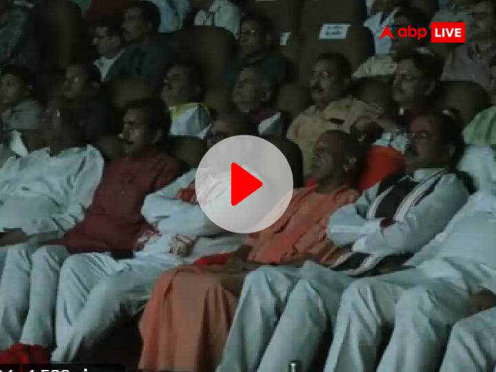 CM Yogi watched the film ‘The Kerala Story’ with the entire cabinet, a special screening was held at Lok Bhavan