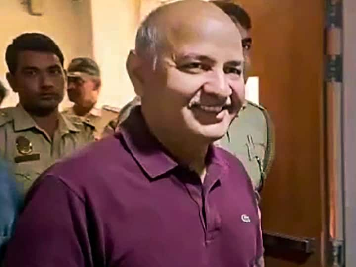 Delhi Government vs Centre Row SC Verdict Manish Sisodia first statement on Supreme Court decision Delhi Government vs Centre Row: सुप्रीम कोर्ट के फैसले पर मनीष सिसोदिया का पहला बयान, जानिए क्या कहा?