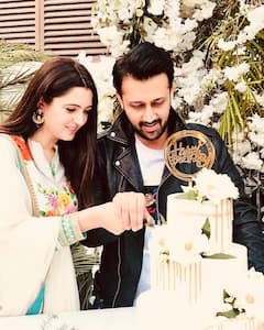 Atif Aslam Wife Photos: अप्सरा सी खूबसूरत हैं इस फेमस सिंगर आतिफ असलम की पत्नी, स्टाइल में देती हैं बॉलीवुड हसीनाओं को टक्कर