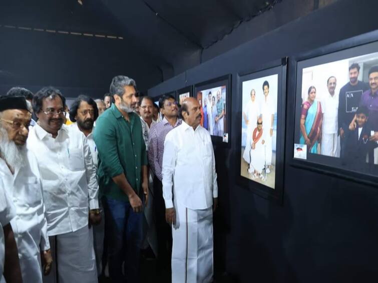 Jayam Ravi inaugurates Chief Minister M K Stalin photo exhibition at Tiruvannamalai TNN திருவண்ணாமலையில் ஜெயம் ரவி  தொடங்கி வைத்த முதலமைச்சர்  ஸ்டாலினின் புகைப்படக் கண்காட்சி