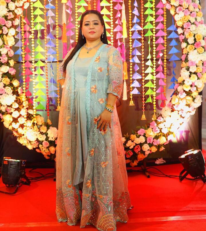 Bharti Singh: ‘लाफ्टर क्वीन’ के नाम से मशहूर भारती सिंह ने 2022 में 37 की उम्र में एक बेटे को जन्म दिया था, जिसका नाम गोला है.