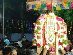 ஆன்மிகம்: கரூர் ஸ்ரீ வேம்படி முத்துமாரியம்மன் ஆலய சித்திரை திருவிழா - பக்தர்கள் பரவசத்துடன் நேர்த்திக் கடன்