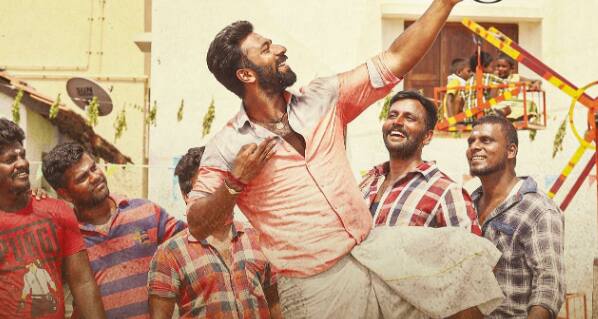 சாந்தனு, பிரபு மற்றும் ஆனந்தி ஆகியோர் முக்கிய வேடங்களில் நடிக்க, ஜஸ்டின் பிரபாகர் இசையமைத்துள்ளார். இரண்டு சமூகத்தினருக்கு இடையே ஏற்பட்ட மோதலால் நேரும் கலவரம், அதிலேயே காதல், நட்பு, குடும்பம் மற்றும் துரோகம் என அனைத்தும் கலந்த ஜனரஞ்சகமான படமாக இராவண கோட்டம் உருவாகியுள்ளது.