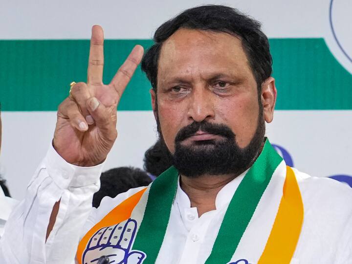 लक्ष्मण सावदी कांग्रेस के टिकट पर अथणी विधानसभा सीट से चुनावी मैदान में किस्मत आजमाने उतरे है. ये भी बीजेपी का हाथ छोड़कर कांग्रेस में शामिल हो गए थे. ये राज्य के पूर्व उप मुख्यमंत्री भी रह चुके हैं.