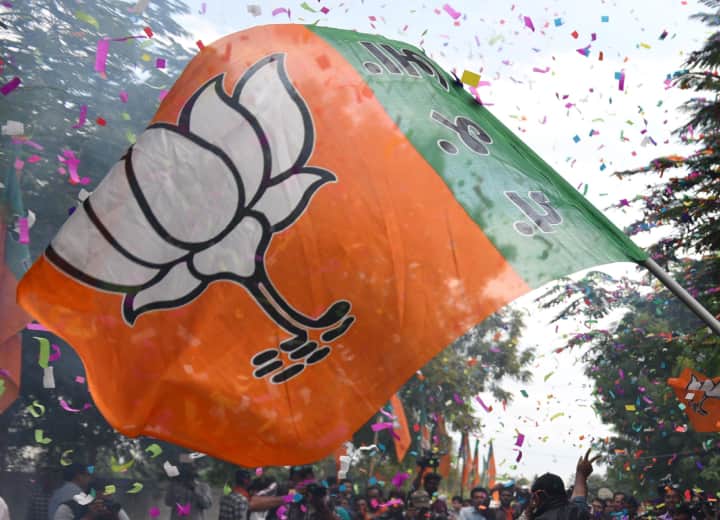 UP Nikay Chunav Results 2023: BJP candidate Umesh Chandra Ganesh Kesarwani wins in Prayagraj Municipal Corporation elections ann UP Nikay Chunav Results 2023: प्रयागराज नगर निगम में फिर खिला कमल, BJP ने मेयर पद पर लहराया जीत का परचम