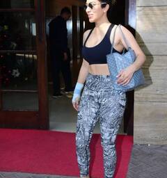 sophie choudry: એક્ટ્રેસ સૌફી ચૌધરીનો કાતિલ જિમ લૂક વાયરલ, જુઓ હોટ તસવીરો