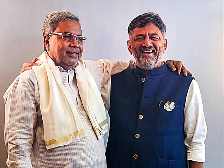 Karnataka Election Result 2023 Siddaramaiah could become new CM of Karnataka Congress MLA meeting will held tomorrow Karnataka Election Result: क्या तय हो गया कर्नाटक में सीएम का नाम? सिद्धारमैया की बॉडी लैंग्वेज ने दे दिए ये संकेत