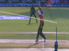 SRH Fans Chant 'Kohli, Kohli', Throw Things At LSG Dugout After No-Ball Controversy, Video Viral