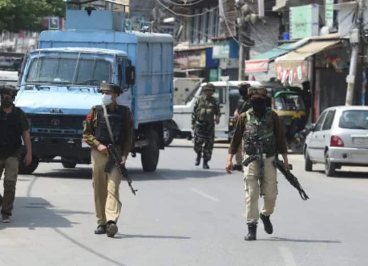 Terror Attack in Jammu Kashmir Pakistan wants to spread unrest ANN Jammu-Kashmir News: उरी में आतंकियों ने फिर की घुसपैठ की कोशिश, सेना ने दिया मुंहतोड़ जवाब