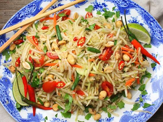 Salad Recipe: To keep the stomach cool in summer, eat a special salad of green papaya