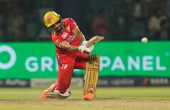 Prabhsimran Century: সেঞ্চুরি করে গেল, গিলক্রিস্ট, সহবাগদের ক্লাবে ঢুকে পড়লেন প্রভসিমরন