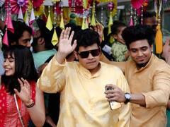 Irfan Haldi : ‘பூசு மஞ்சள் பூசு மஞ்சள்..’ கோலகலமாக நடந்த யூடியூபர் இர்ஃபானின் ஹல்தி!