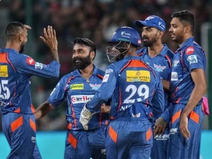 ਲਖਨਊ ਸੁਪਰ ਜਾਇੰਟਸ ਦੇ ਸਪਿਨਰ ਅਮਿਤ ਮਿਸ਼ਰਾ ਪਿਛਲੇ ਕੁਝ ਸੀਜ਼ਨਾਂ ਤੋਂ ਬਿਨਾਂ ਵੇਚੇ ਗਏ ਸਨ। IPL 2023 ਦੀ ਮਿੰਨੀ ਨਿਲਾਮੀ ਵਿੱਚ ਲਖਨਊ ਨੇ ਉਸਨੂੰ ਖਰੀਦਿਆ ਸੀ। ਉਹ ਆਈਪੀਐਲ 2023 ਵਿੱਚ ਆਪਣੀ ਟੀਮ ਲਈ ਸ਼ਾਨਦਾਰ ਗੇਂਦਬਾਜ਼ੀ ਕਰ ਰਿਹਾ ਹੈ। ਅਮਿਤ ਨੇ ਹੁਣ ਤੱਕ 4 ਵਿਕਟਾਂ ਲਈਆਂ ਹਨ।