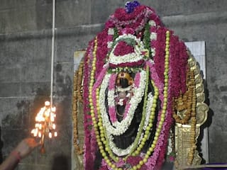 கரூர் கல்யாண பசுபதீஸ்வரர் ஆலயத்தில் காலபைரவருக்கு அஷ்டமி பூஜை