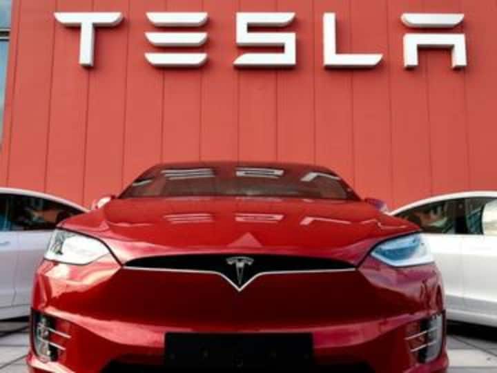 Tesla India factory Elon Musk Interest Location To Be Decided Coming Months Jio Rajeev Chandrasekhar 'Absolutely': Tesla CEO Elon Musk Shows Interest In India Factory, Location To Be Decided In Coming Months