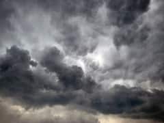 बारिश वाले बादल काले क्यों दिखाई देते हैं, क्या है इसके पीछे की वजह?