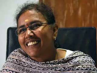 Amutha IAS: கருணாநிதி, ஜெயலலிதாவால் பாராட்டப்பட்ட அமுதா ஐ.ஏ.எஸ்..! தமிழ்நாட்டின் புதிய உள்துறை செயலாளர் கடந்து வந்த பாதை..!