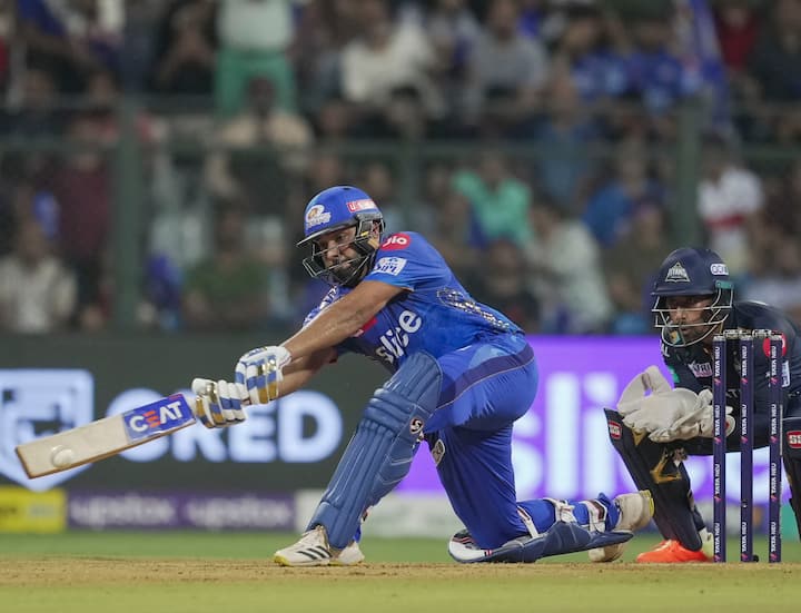 During his knock, Rohit Sharma played 18 balls to score 29 runs with help of three fours and two sixes.