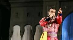 पिंपरीत 'शिवपुत्र संभाजी' महानाट्याच्या फ्री पाससाठी पोलिसांची धमकी; महानाट्याच्या मंचावरून डॉ. अमोल कोल्हे म्हणाले, फडणवीसांनी....